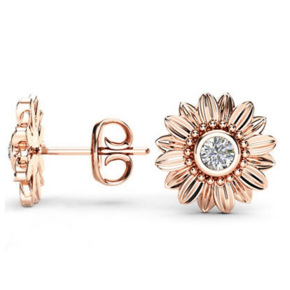 New 18k rose gold plated stud earrings - Picture 2 of 5
